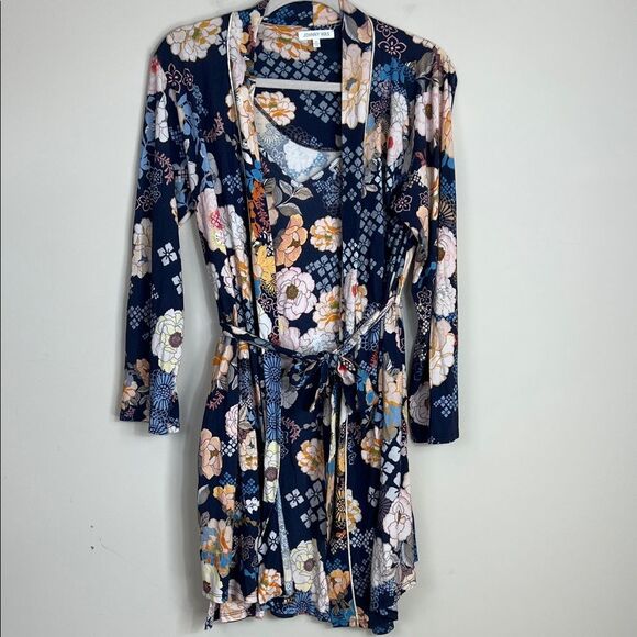 Johnny Was Pajama Set Robe Night Gown 2 Piece Size XS / Small - Picture 1 of 10